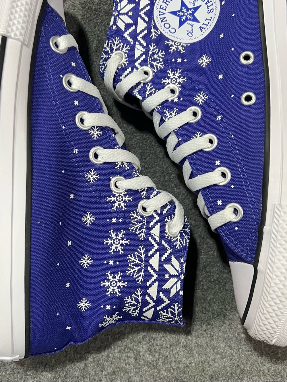 Converse Chuck Taylor All Star HI Winter Sweater Women's Size 7.5 A12904F - Picture 5 of 13